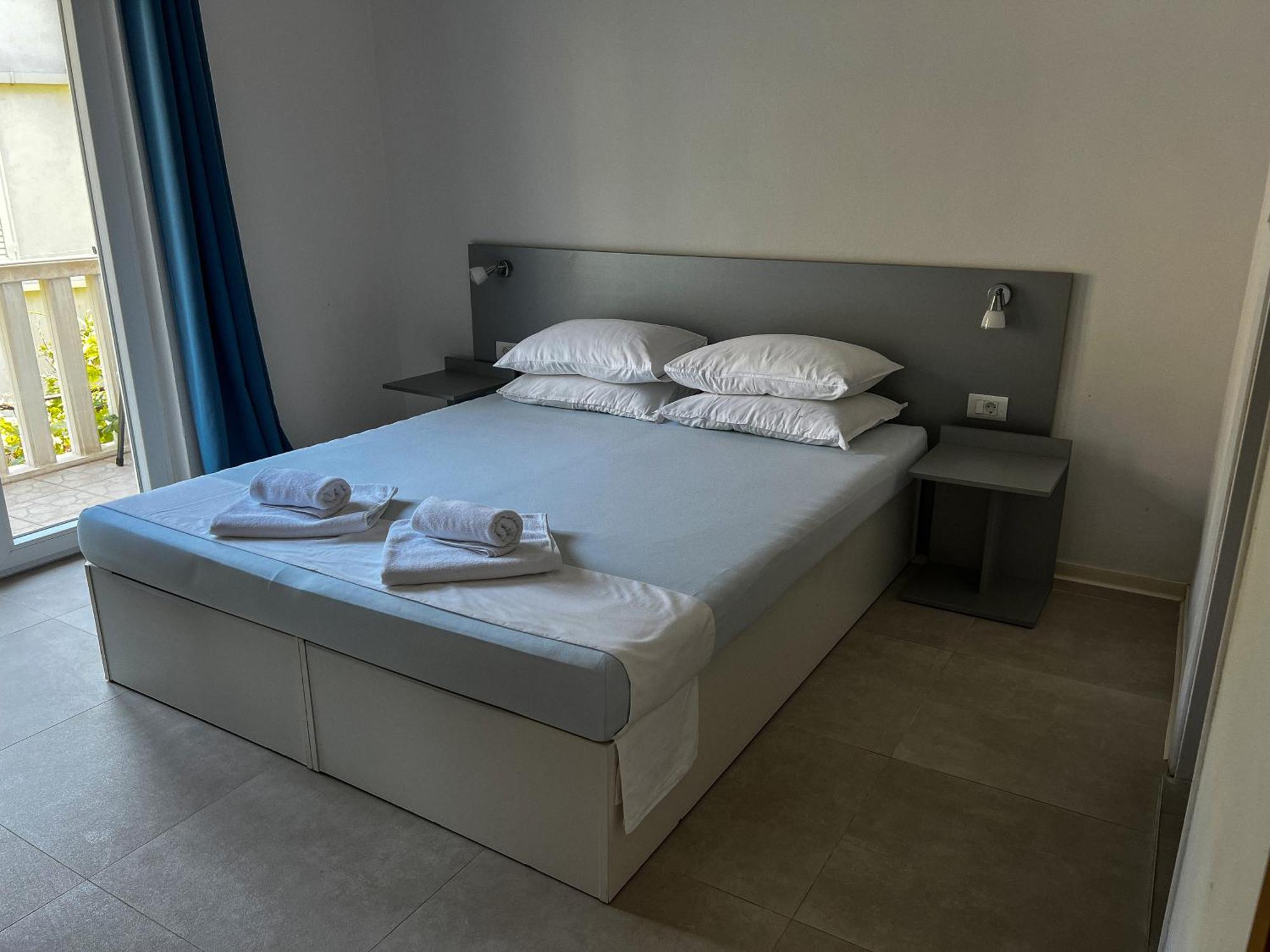 Pansion Palme Apartment Drvenik  Exterior photo
